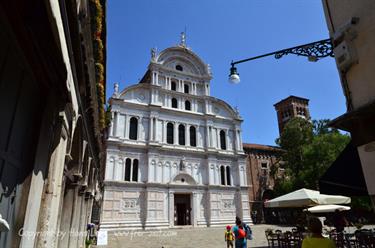 We explore Venice, DSE_8240_b_H490